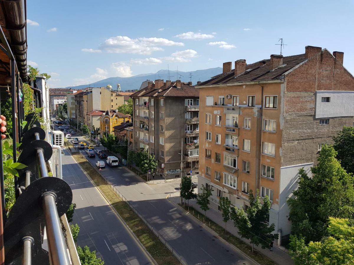 Апартаменты Modern & Old София Экстерьер фото